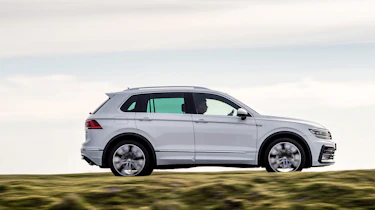 Volkswagen Tiguan R-Line – Side