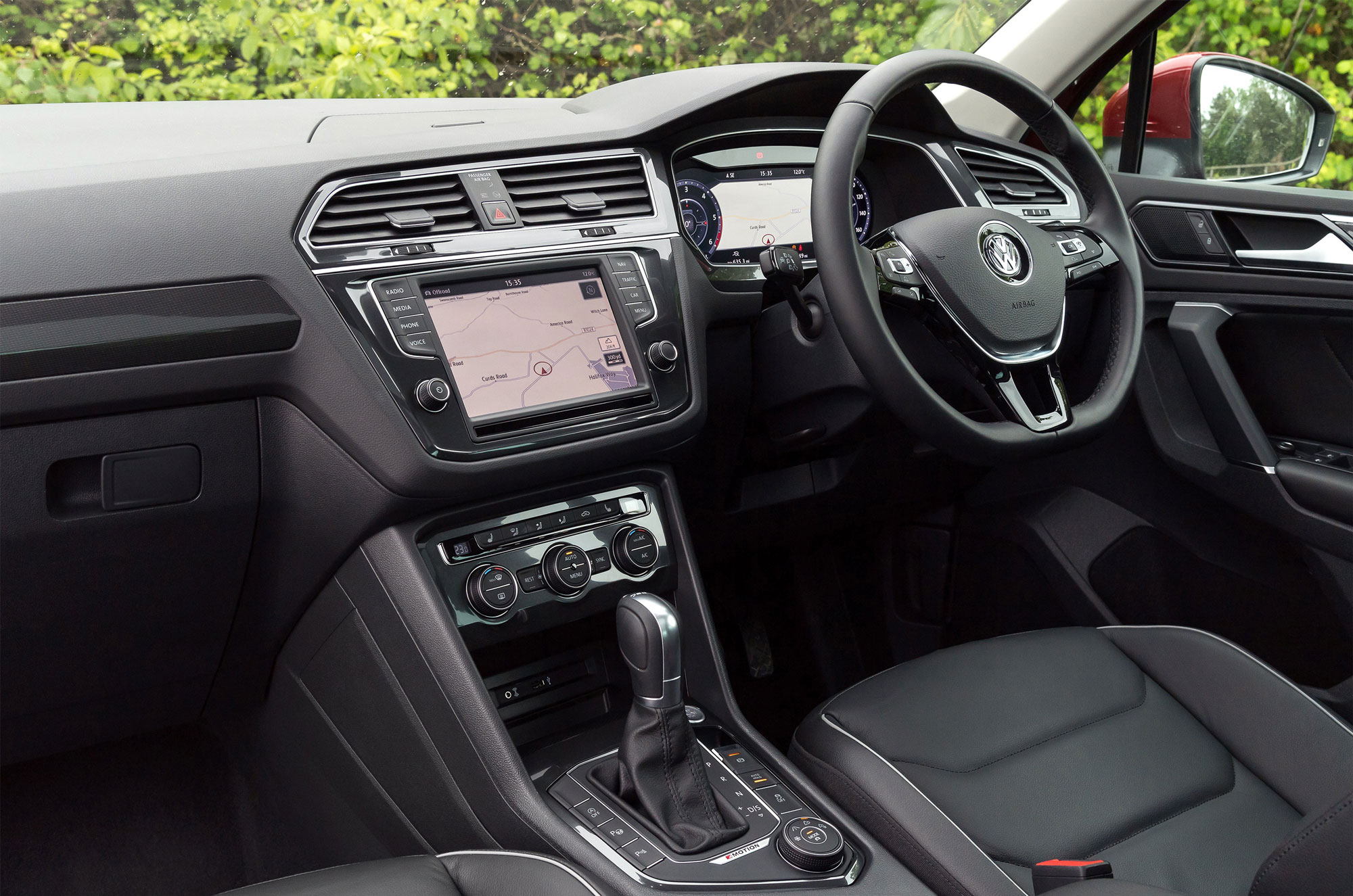Volkswagen Tiguan – Interior
