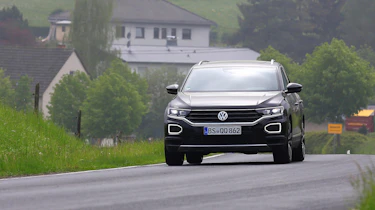 VW T-Roc R – front