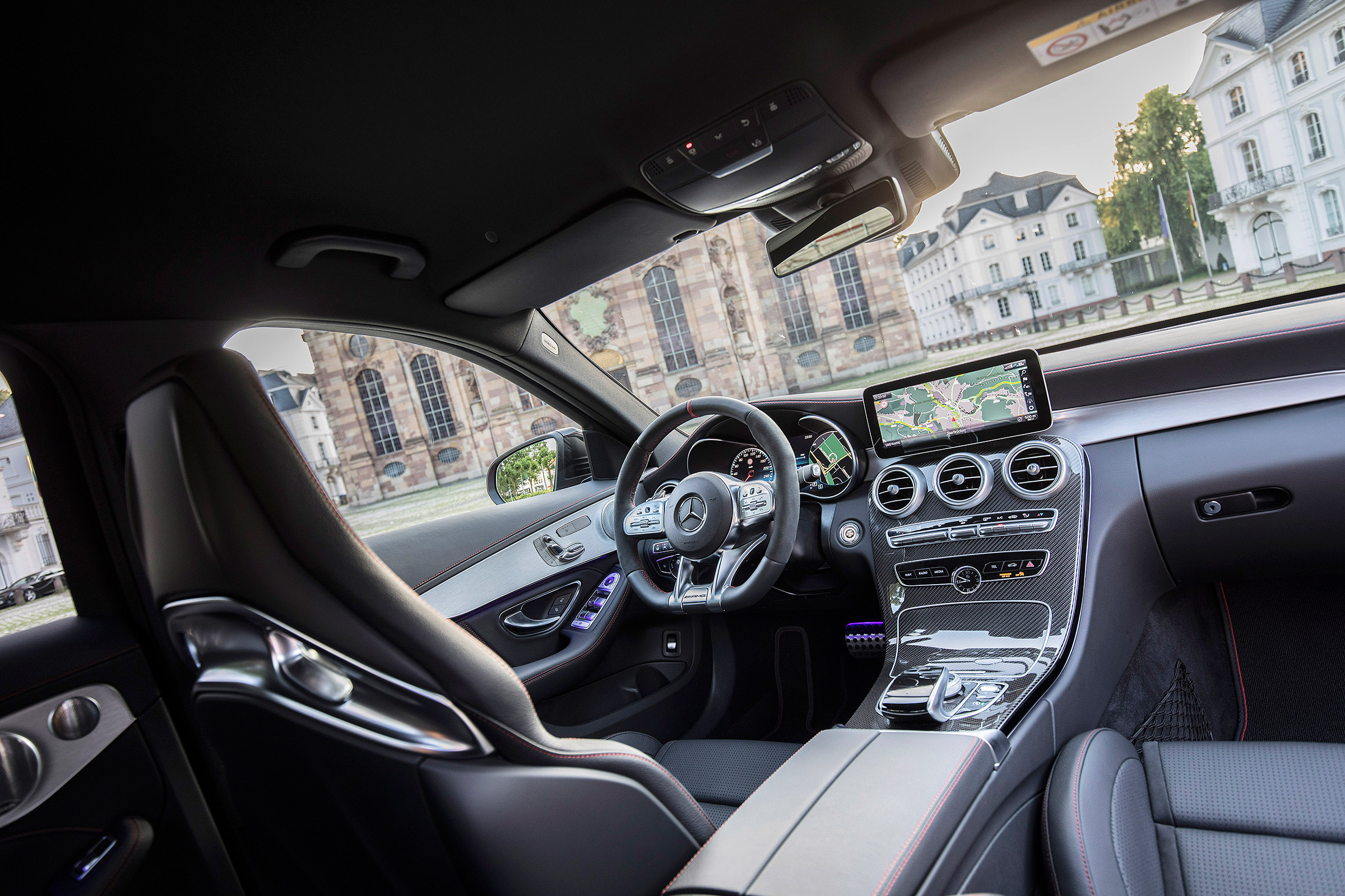 Mercedes-AMG C43 2018 facelift - dash