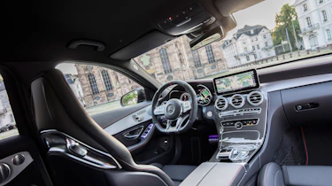 Mercedes-AMG C43 2018 facelift - dash