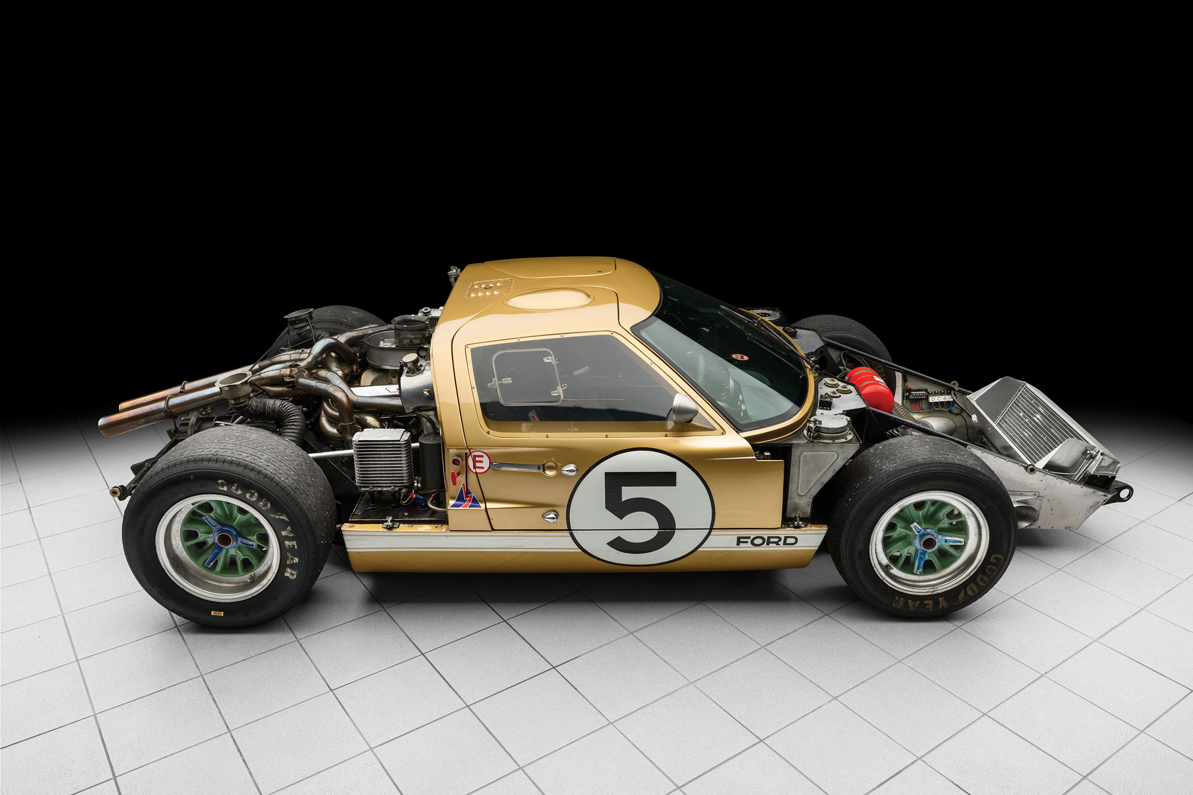 Ford GT40 – side
