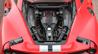 Ferrari 488 Pista – engine