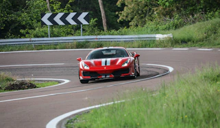 Ferrari 488 Pista – front