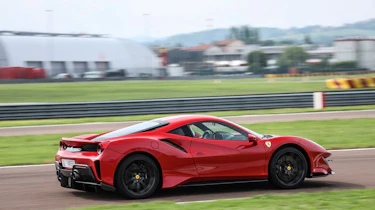 Ferrari 488 Pista – side