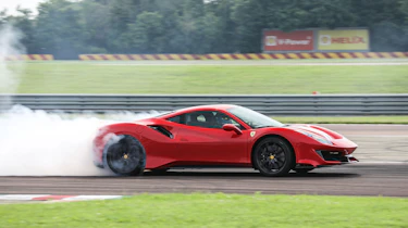 Ferrari 488 Pista – side