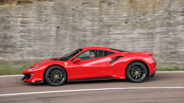 Ferrari 488 Pista – side