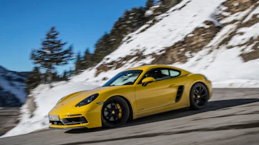 Porsche 718 Cayman GTS - Front