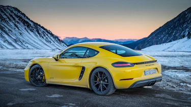 Porsche 718 Cayman GTS - Rear