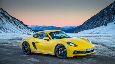 Porsche 718 Cayman GTS - Front