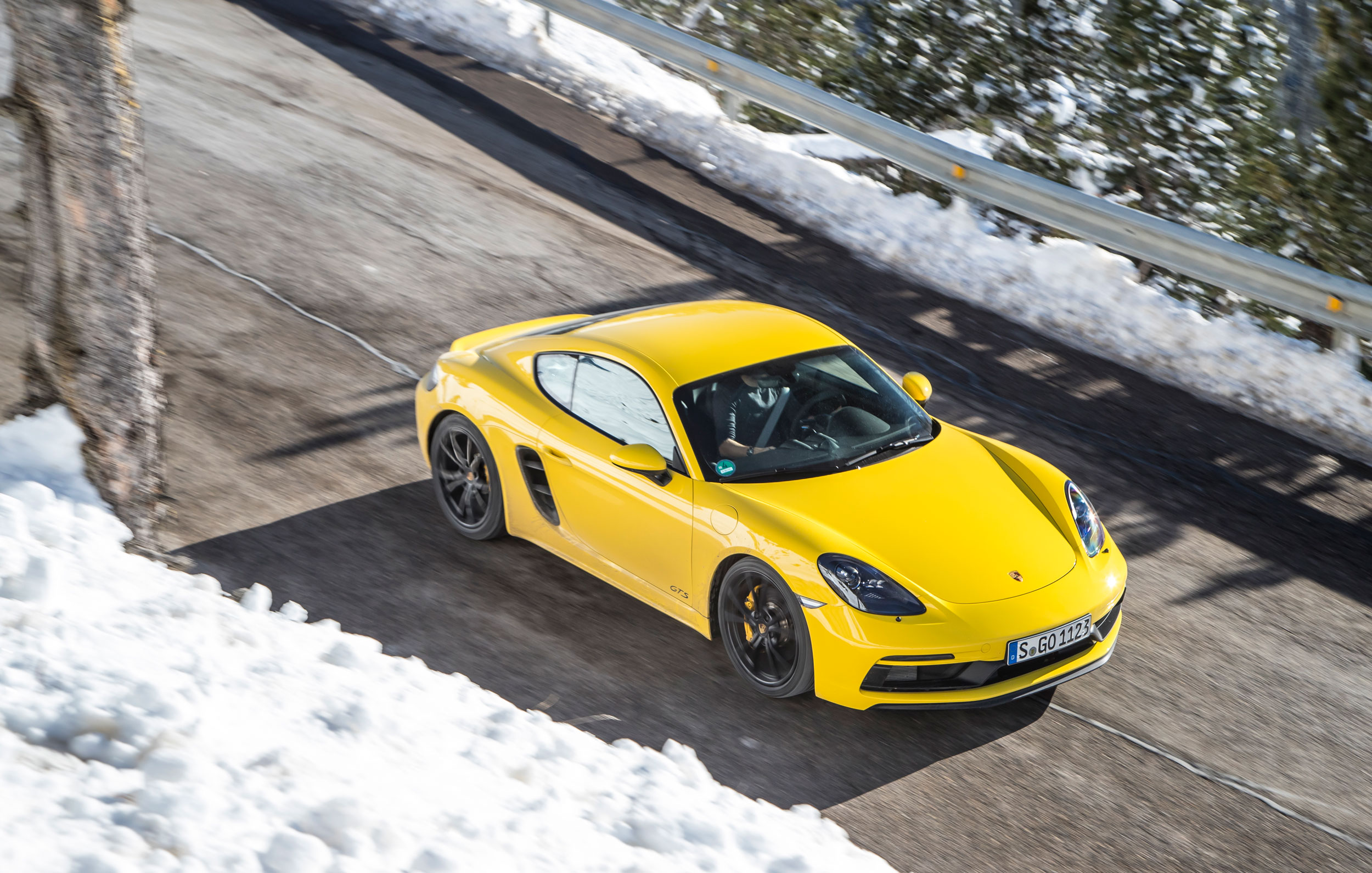 Porsche 718 Cayman GTS - Front