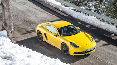 Porsche 718 Cayman GTS - Front