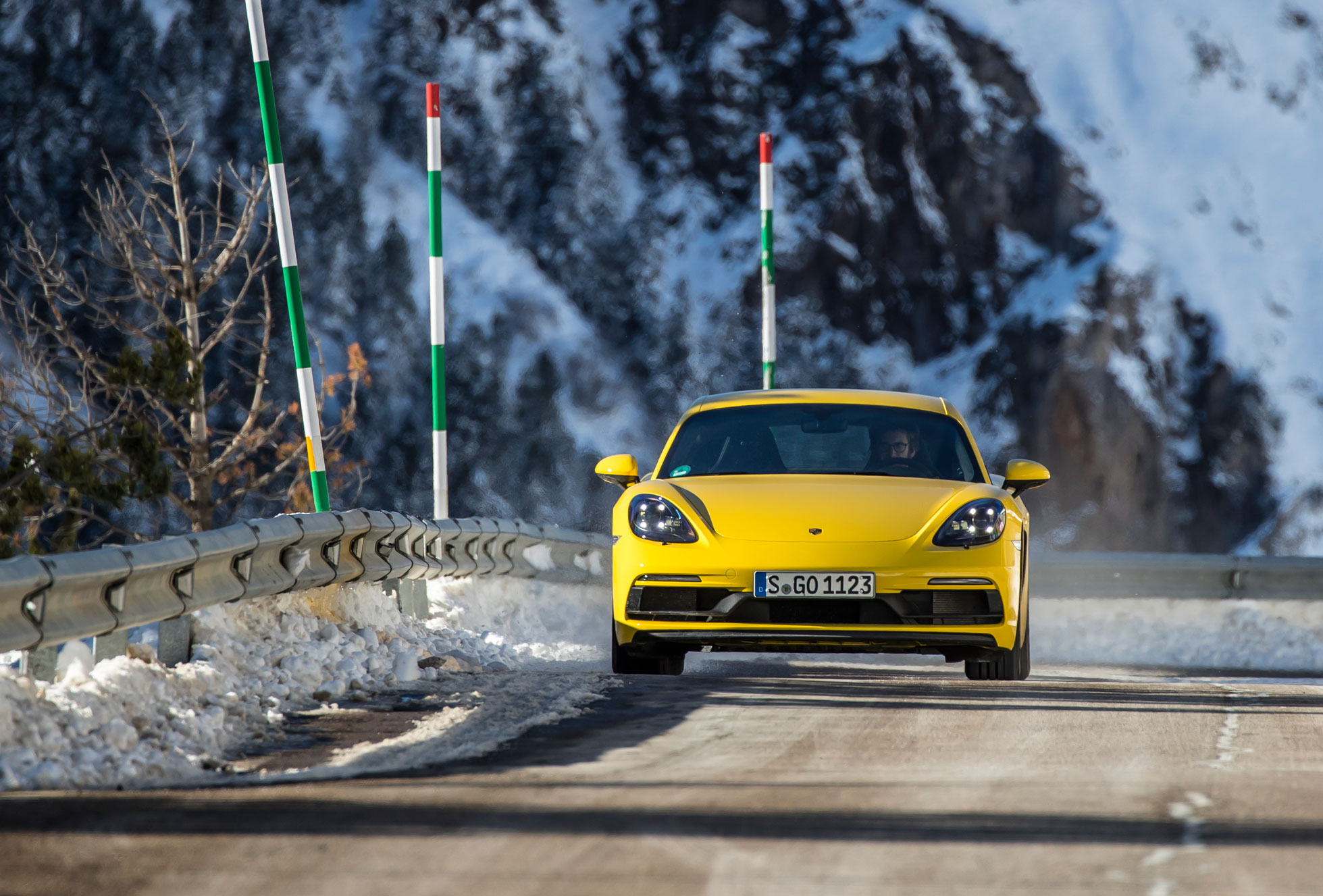 Porsche 718 Cayman GTS - Front
