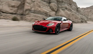Aston Martin DBS Superleggera - front