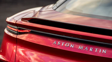 Aston Martin DBS Superleggera - tail