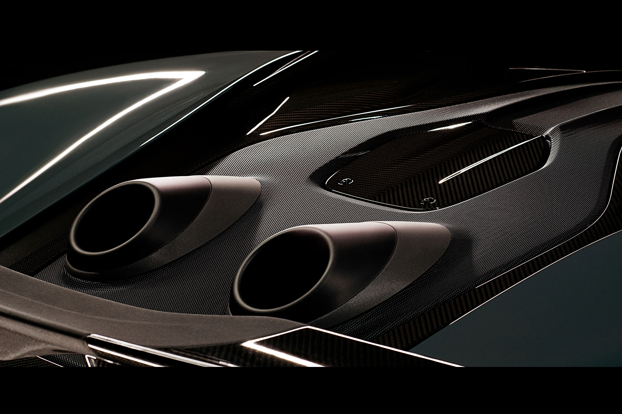 McLaren 570LT teaser