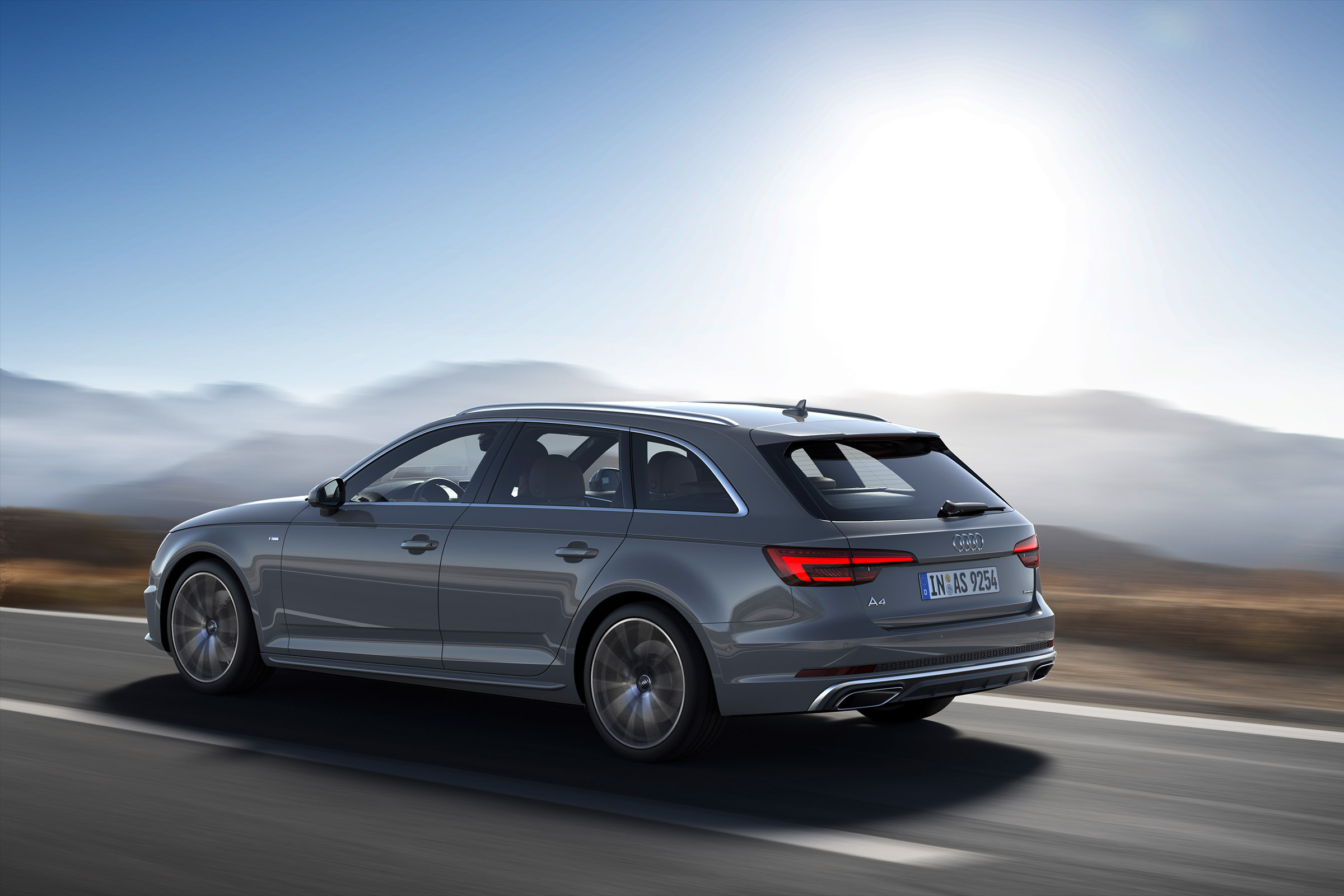 Audi A4 refresh 2018 - rear quarter