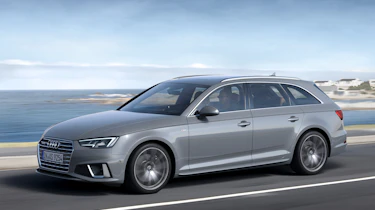 Audi A4 refresh 2018 - front quarter
