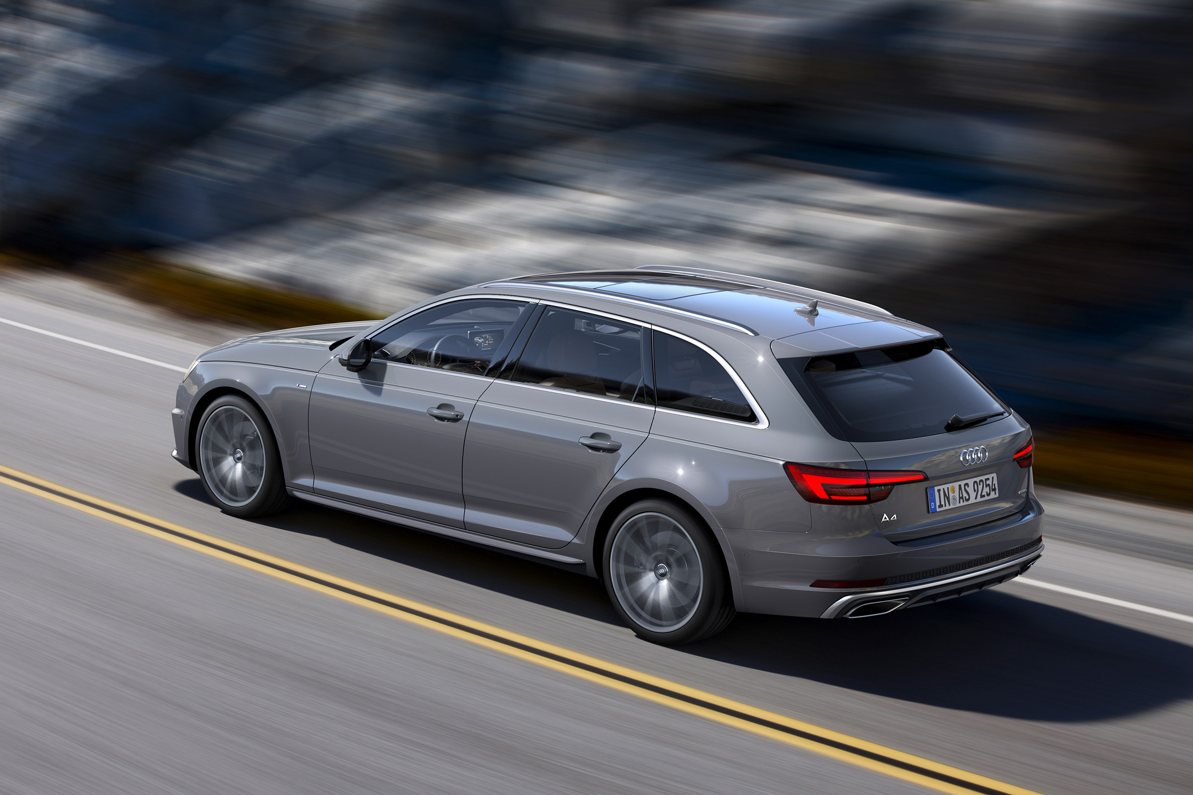 Audi A4 refresh 2018 - rear