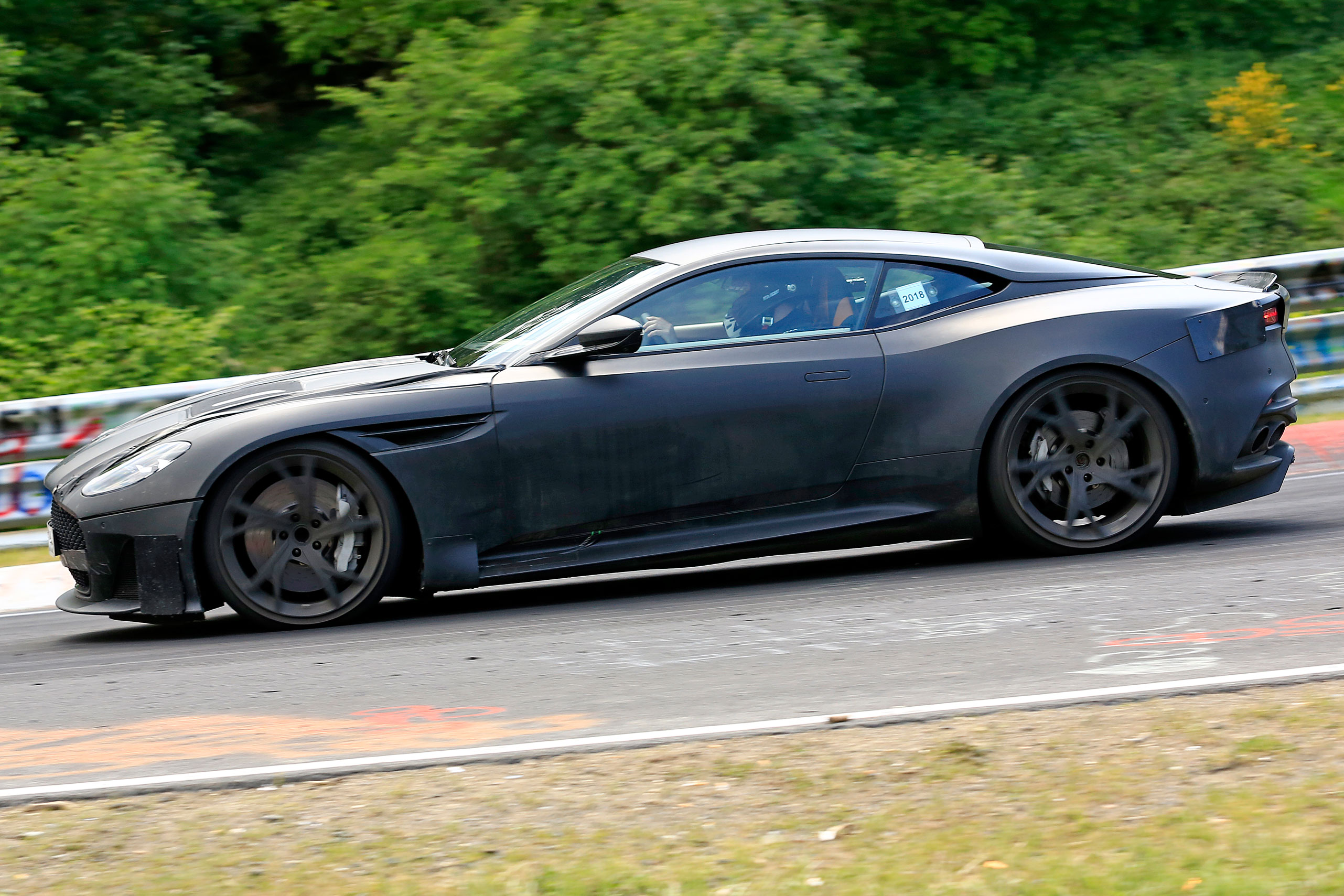 Aston Martin DBS Superleggera Prototype – Side