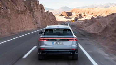 Audi Q8 – rear