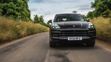 Porsche Cayenne Turbo - Front