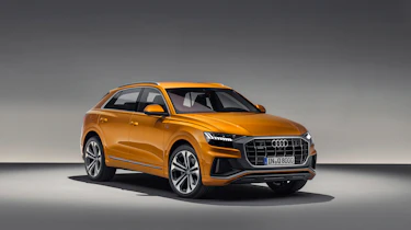 Audi Q8 TDI - front studi