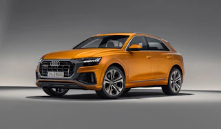 Audi Q8 TDI - front quarter