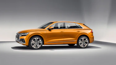 Audi Q8 TDI - side