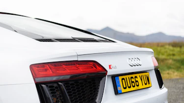 Audi R8 V10 - Rear