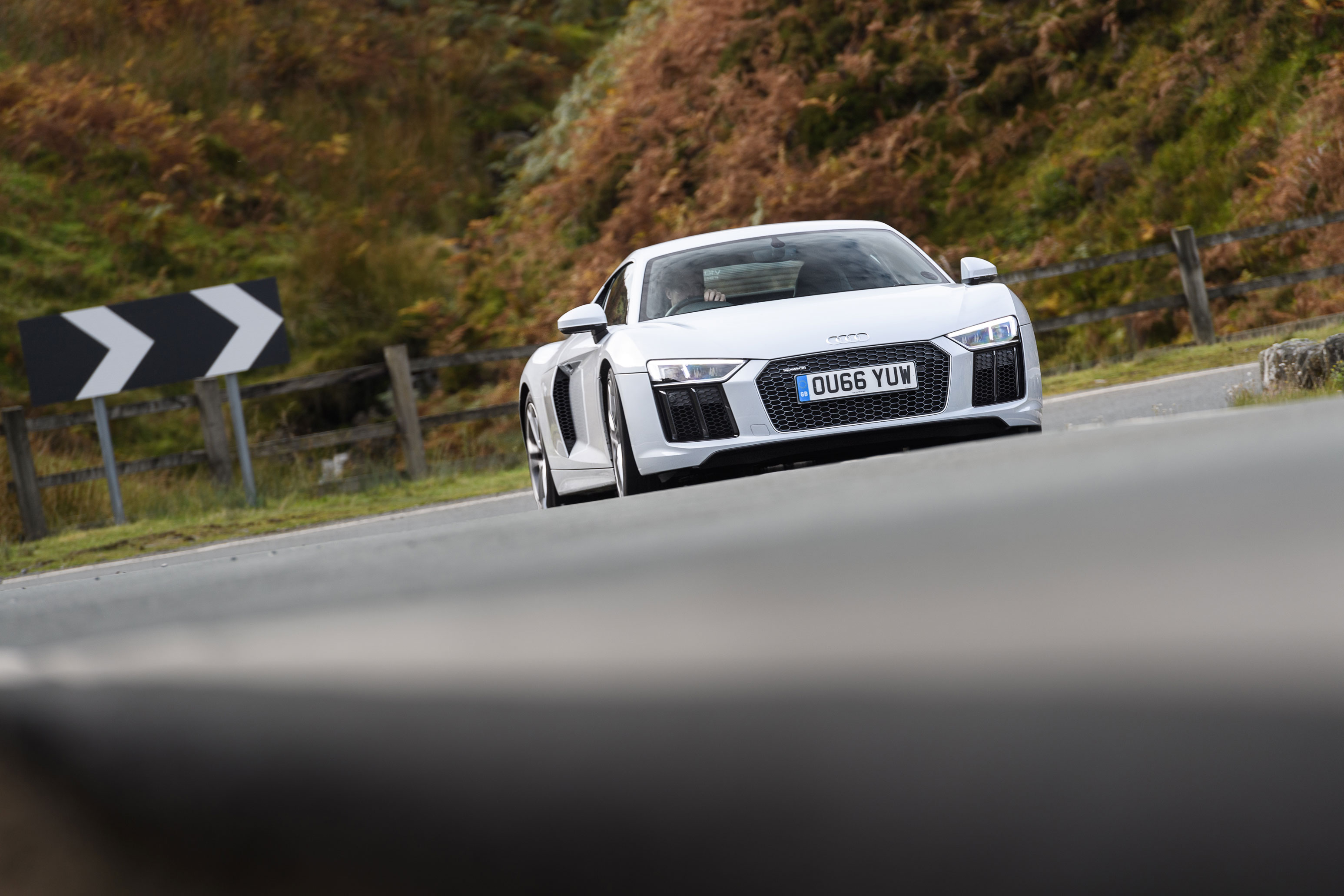 Audi R8 V10 - Front