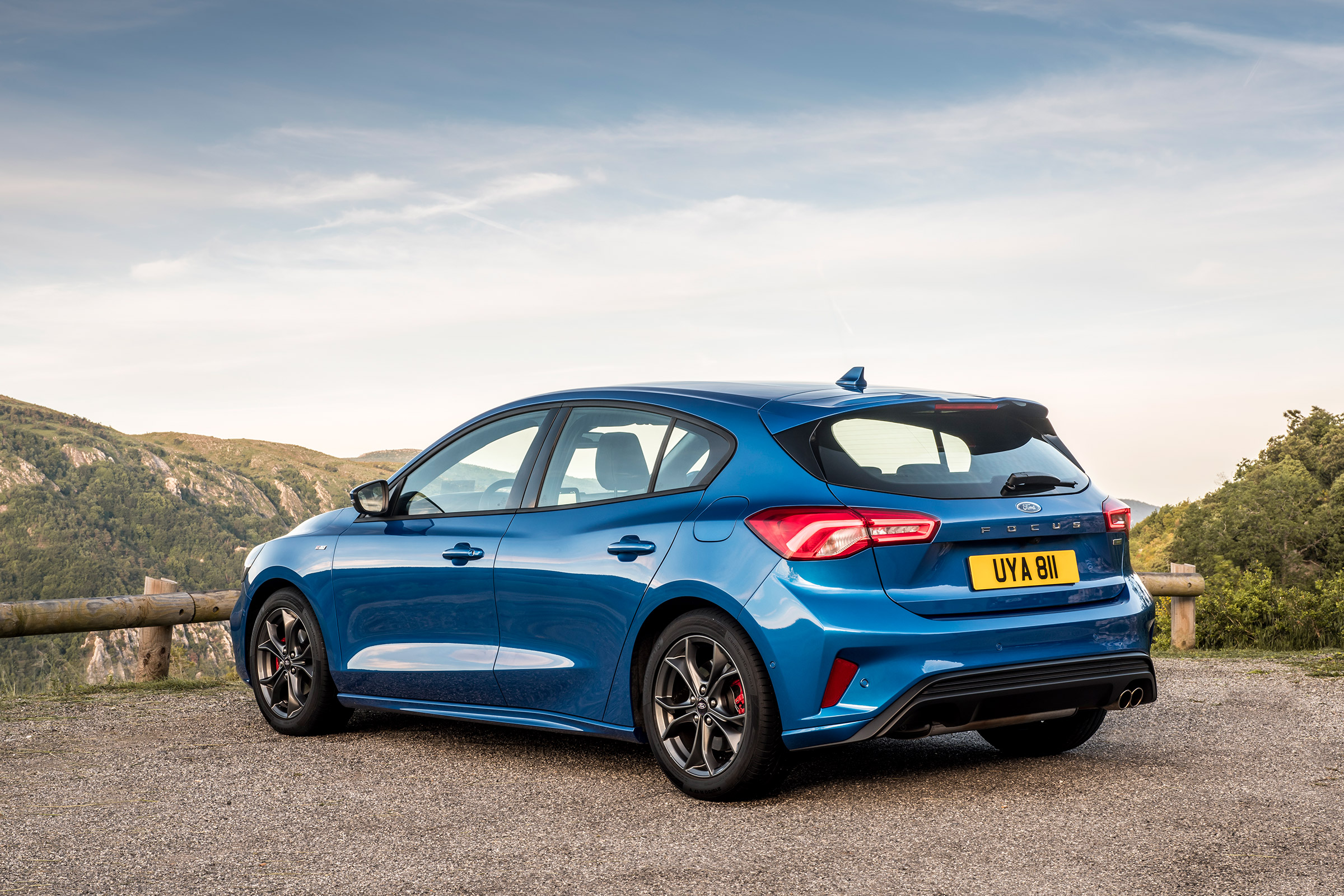 Ford Focus ST-Line review - rear quarter