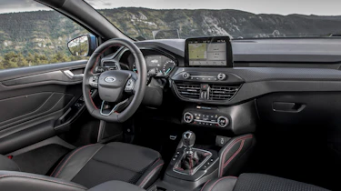 Ford Focus ST-Line review - dash