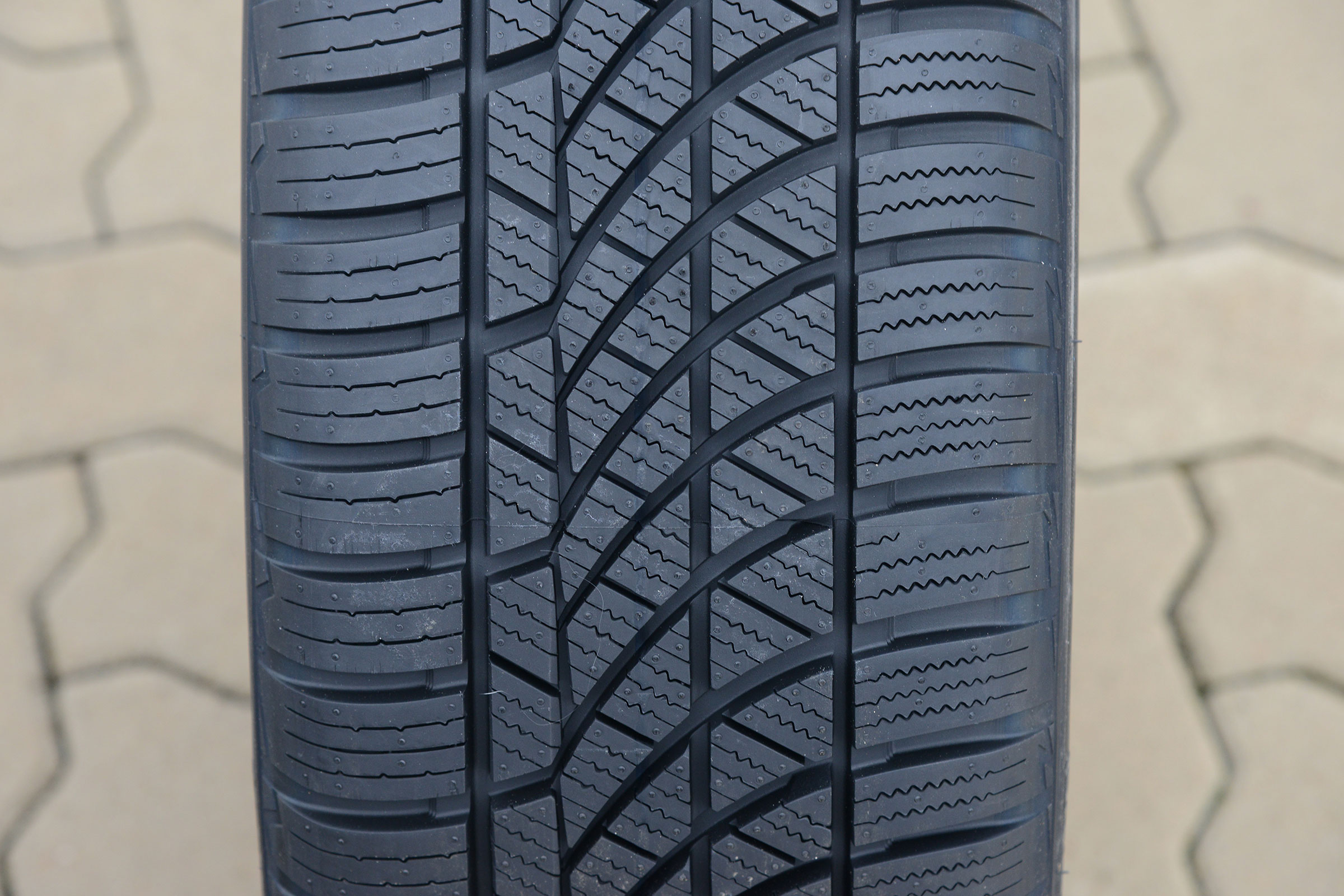 Hankook Kinergy 4S