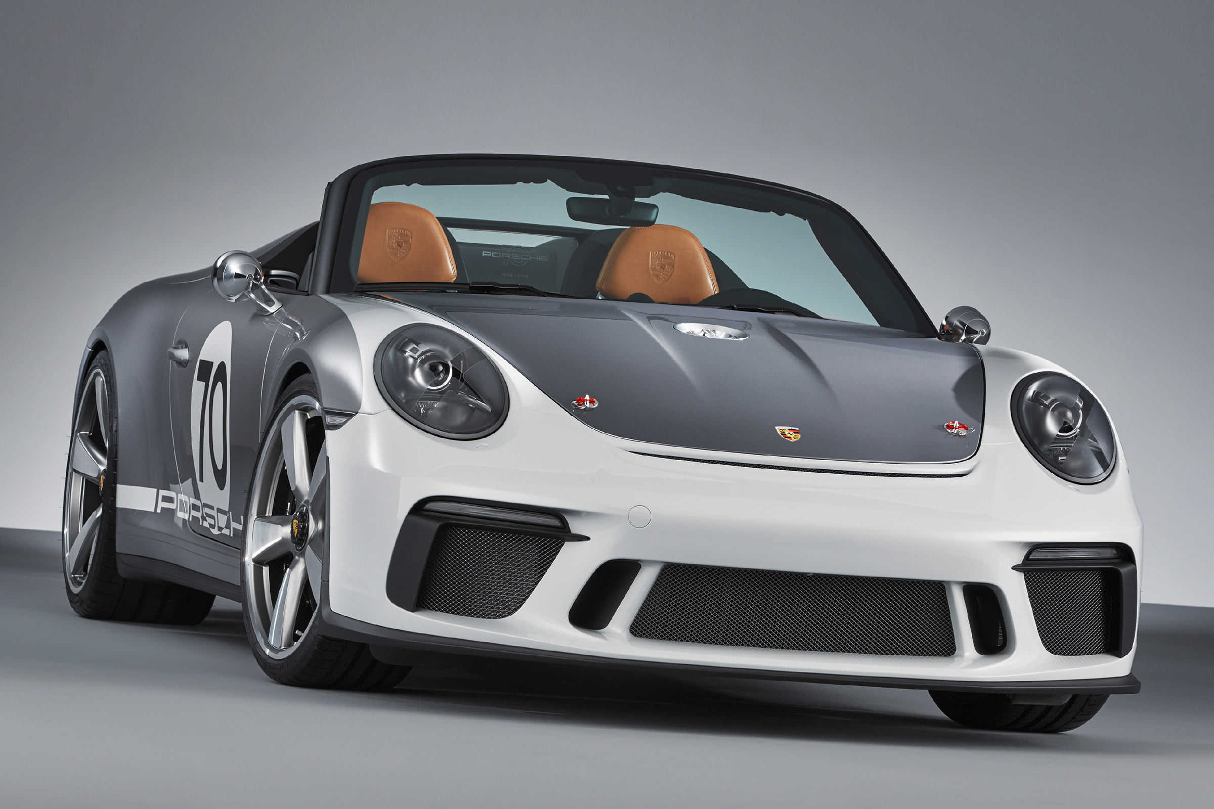 Porsche 911 Speedster - front quarter