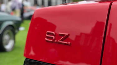 Alfa Romeo SZ - badge