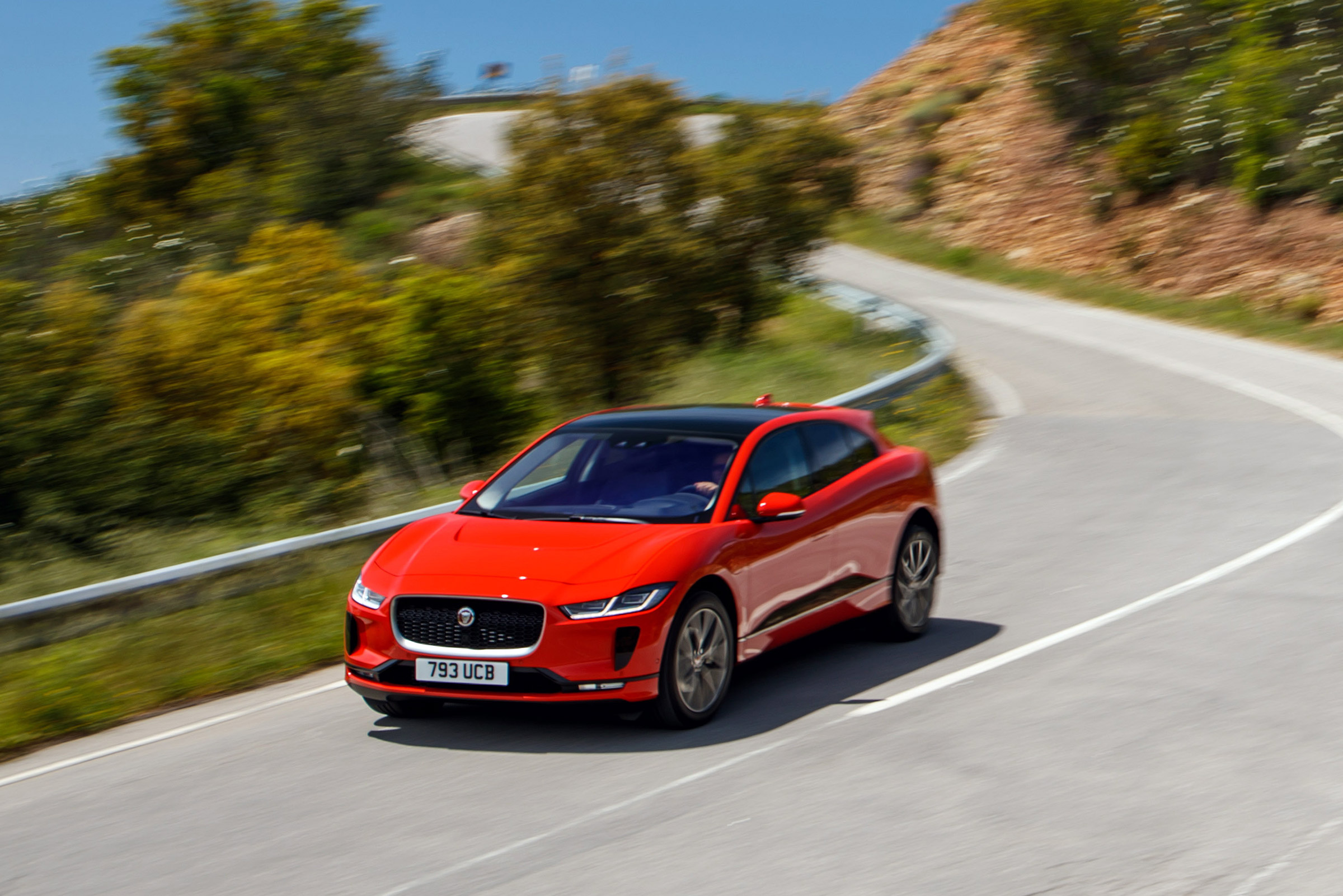 Jaguar I-Pace driving - front
