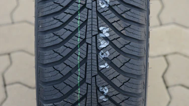 Kumho Solus HA31