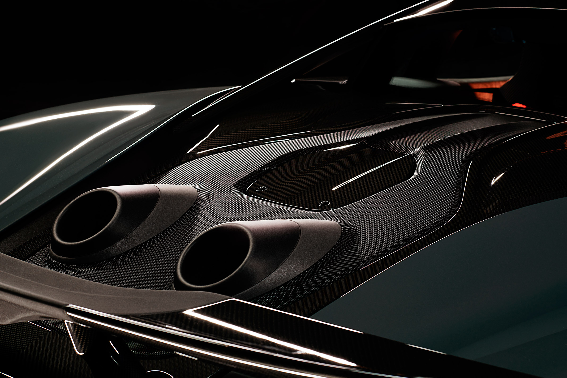McLaren 600LT revealed - exhausts