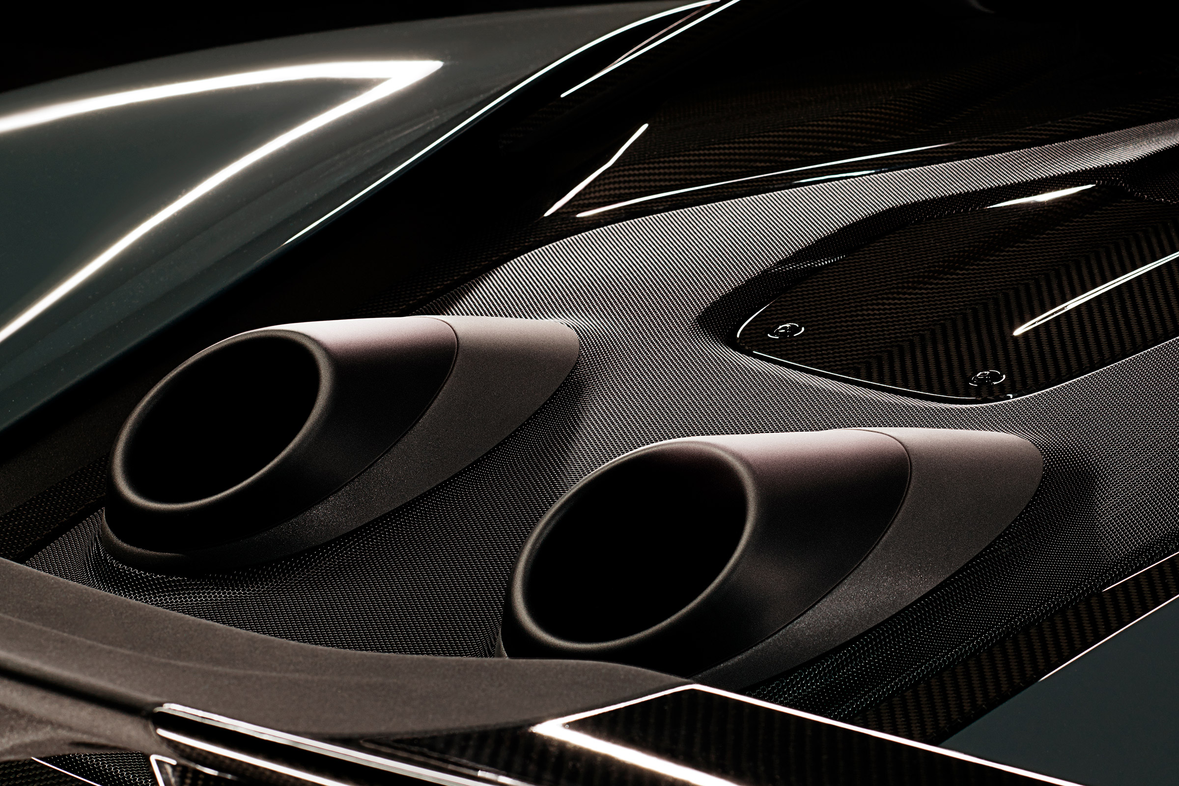 McLaren 600LT revealed - pipes