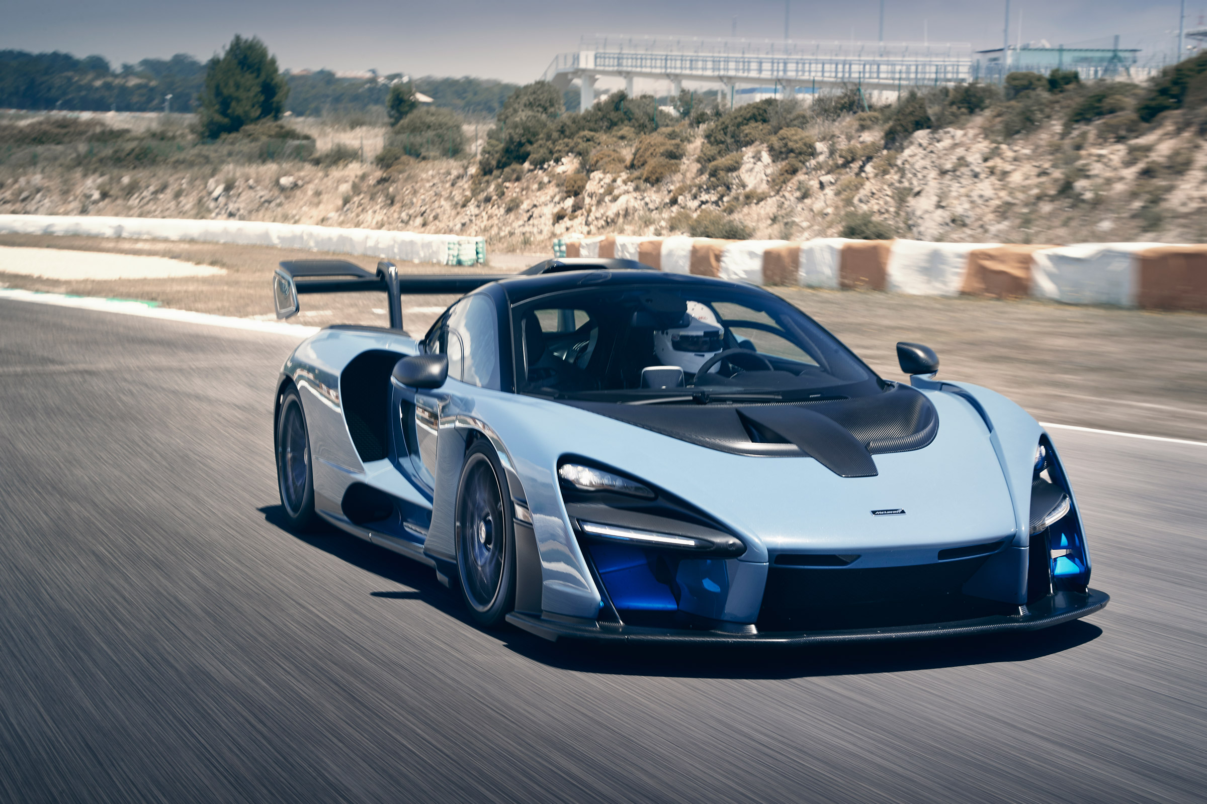 McLaren Senna track tracking