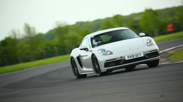Porsche 718 Cayman GTS - Front