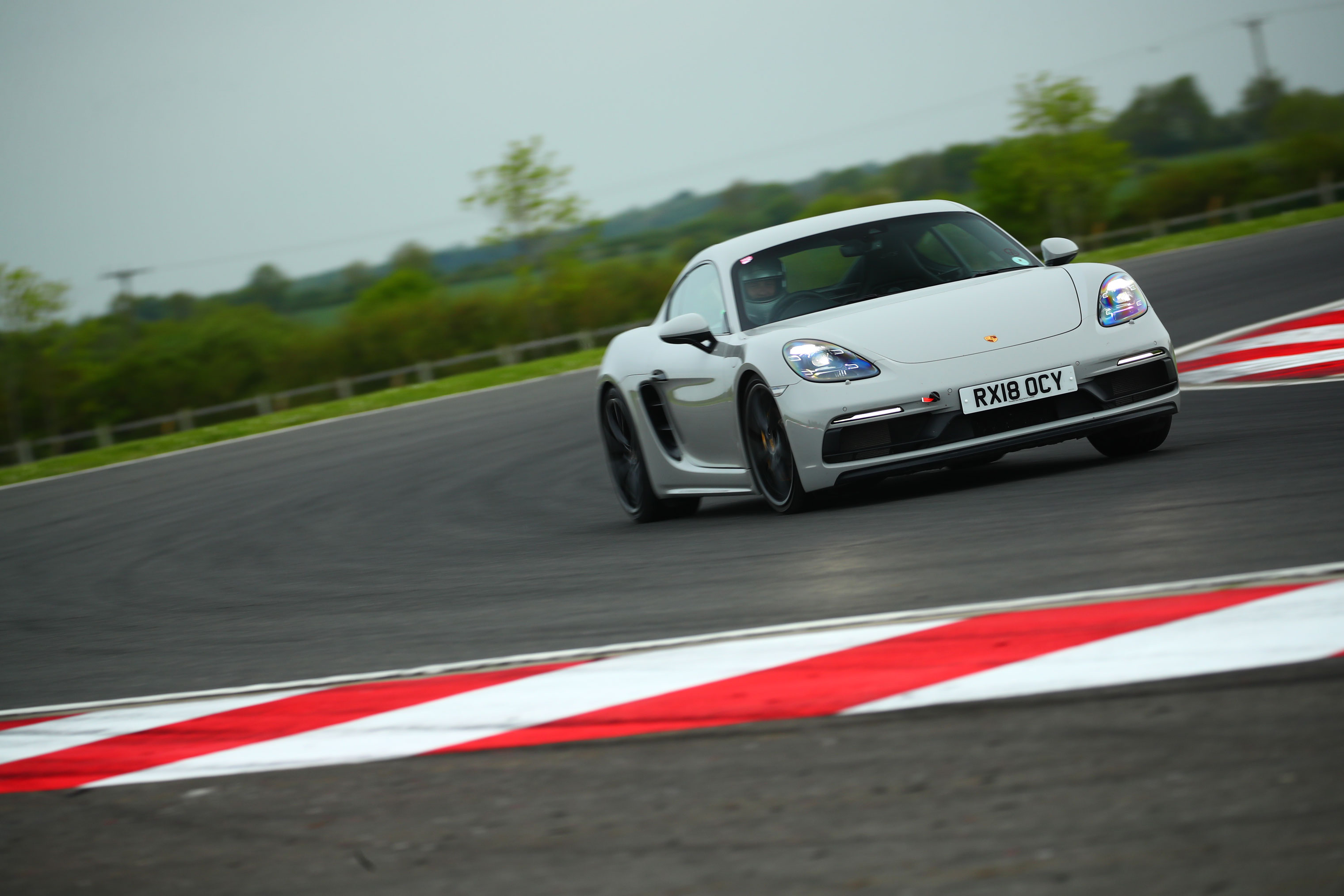 Porsche 718 Cayman GTS - Front