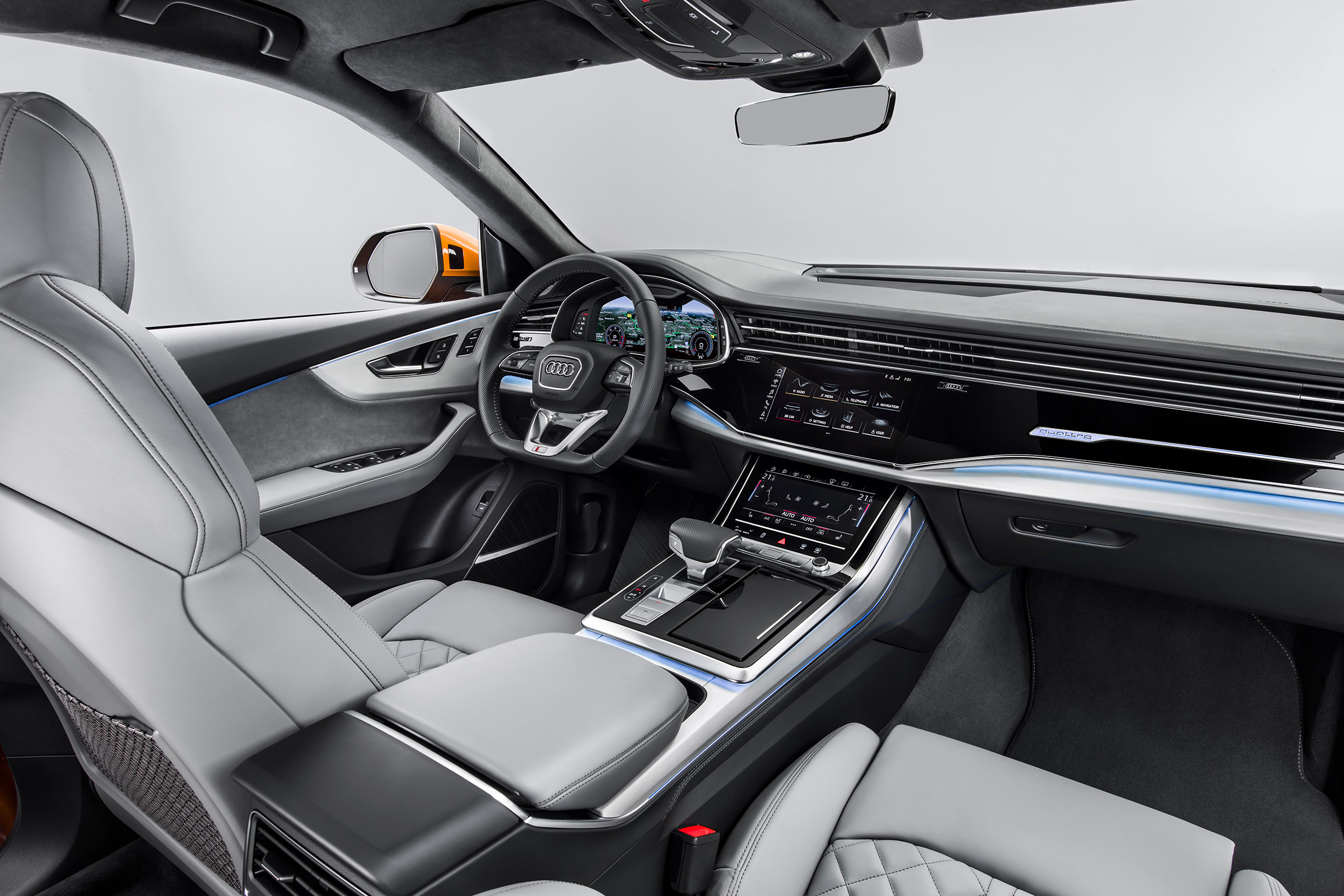 Audi Q8 TDI - interior