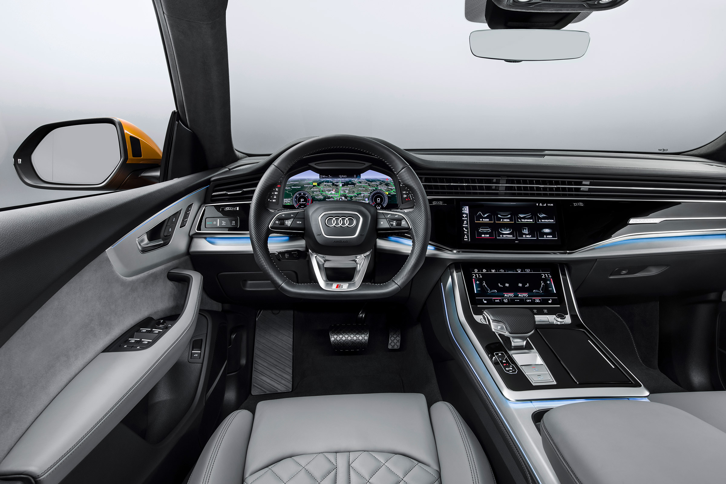 Audi Q8 TDI - dash