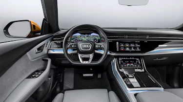 Audi Q8 TDI - dash