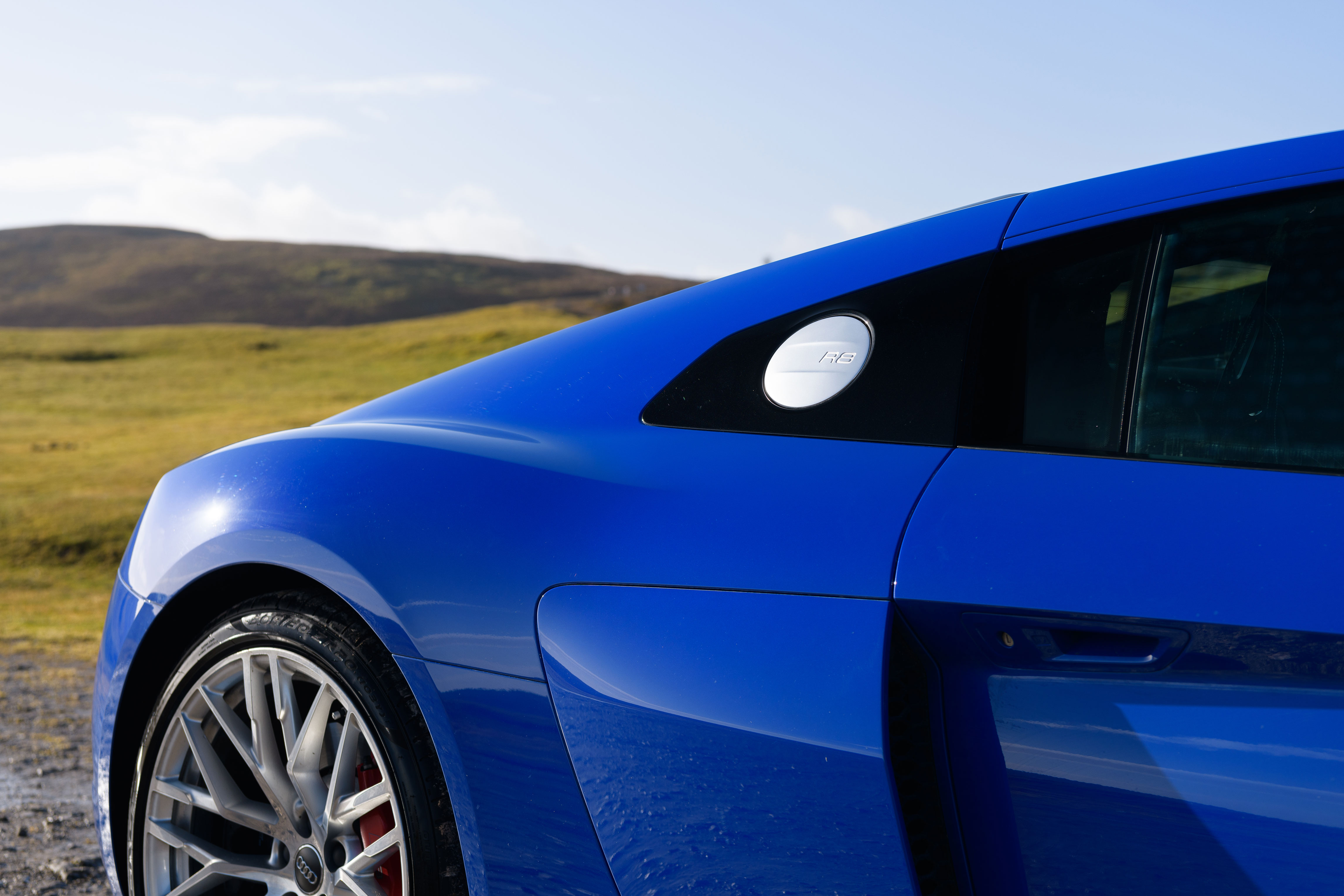 Audi R8 V10 RWS – Side