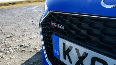 Audi R8 V10 RWS - Grille