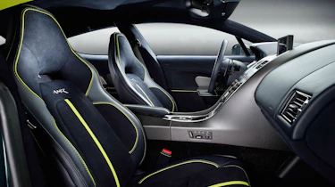Aston Martin Rapide AMR studio - dash