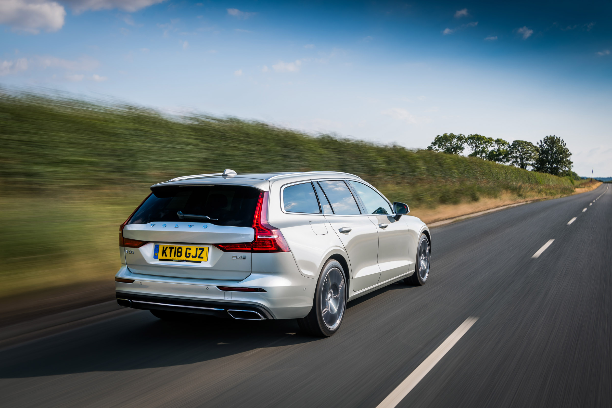 Volvo V60 rear three-quarters